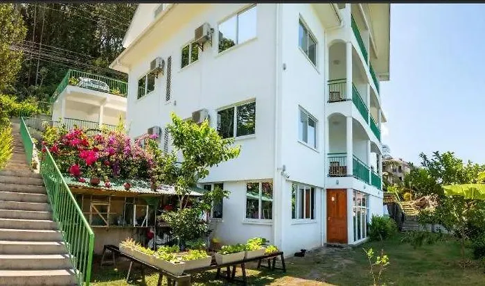 Manfiyo Apartment *